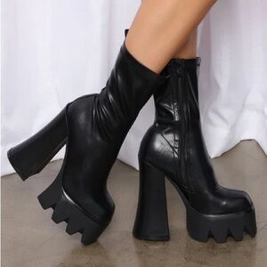 Fashion Nova Cop Her Style Platform Booties - Black